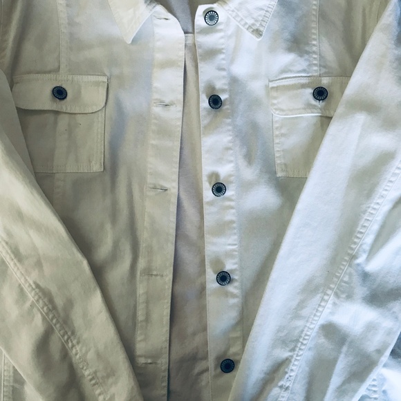 Women's Jacket - Picture 2 of 5